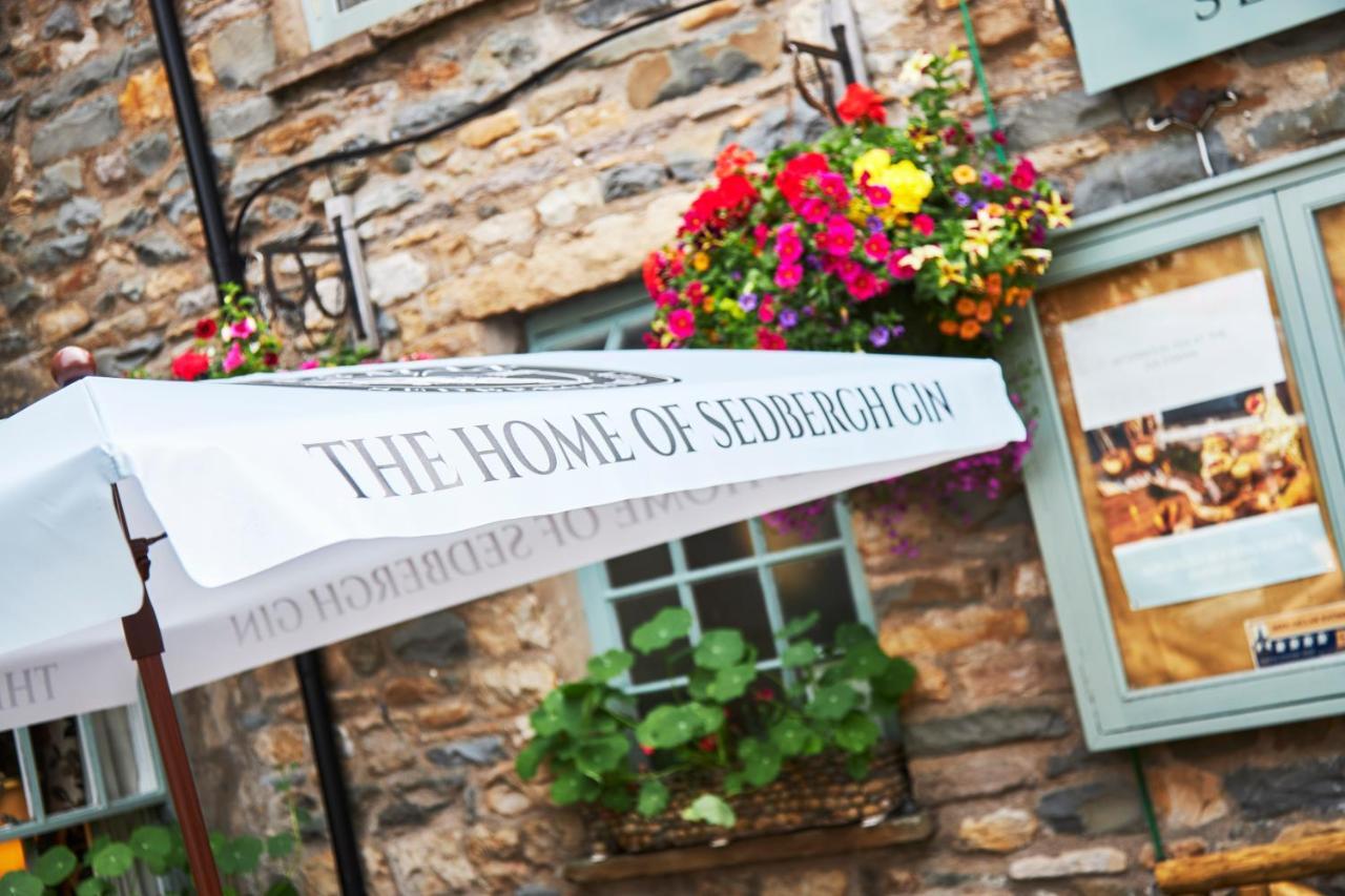 The Dalesman Country Inn เซดเบอห์ ภายนอก รูปภาพ