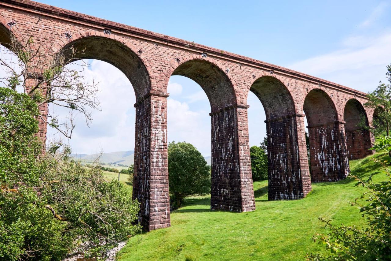 The Dalesman Country Inn เซดเบอห์ ภายนอก รูปภาพ